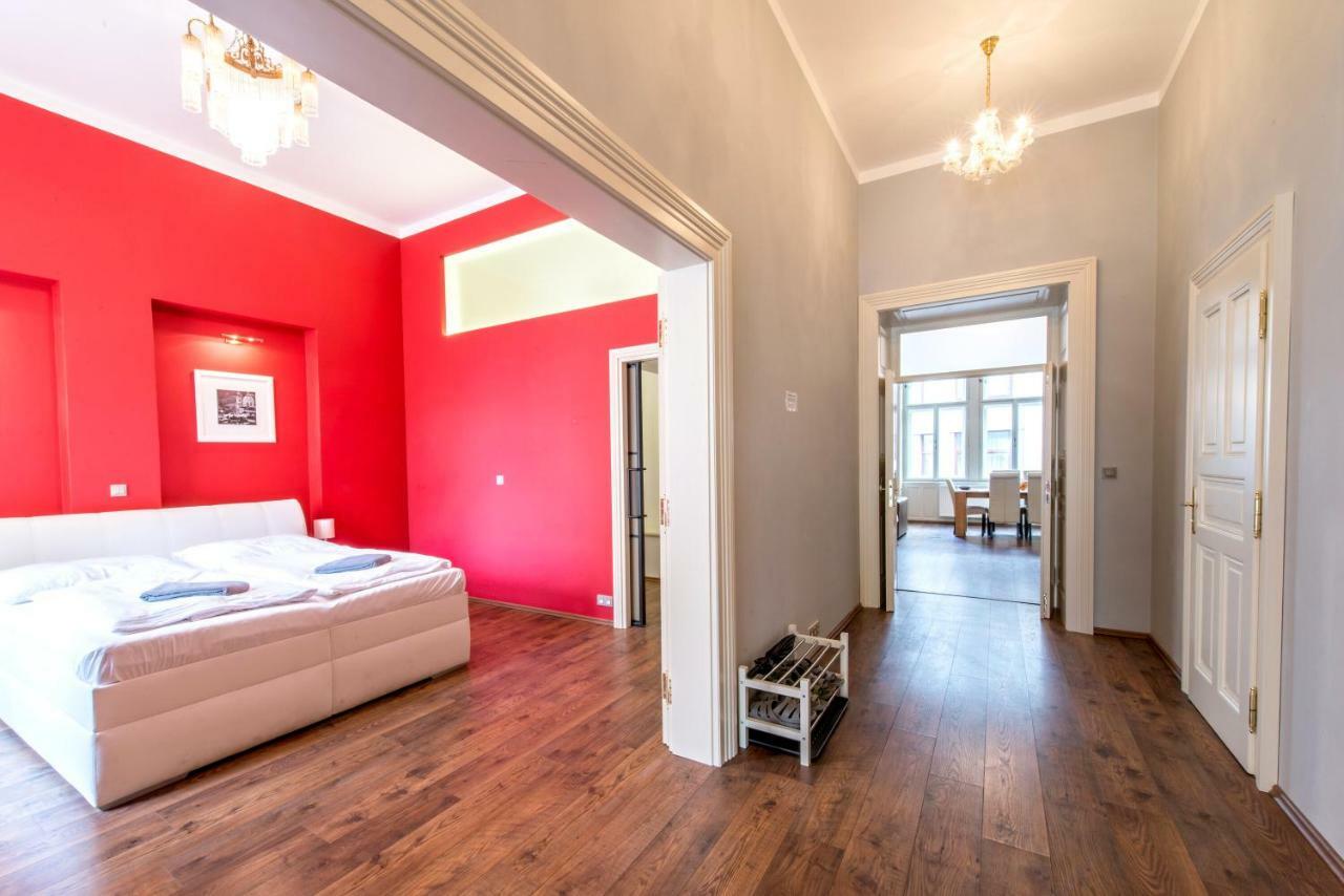 ✰Downtown Grand Apartment - Old Town Top Location✰ Praga Exterior foto